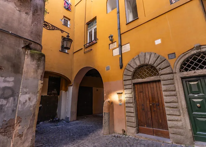 The Eleanor Secret - Campo De' Fiori